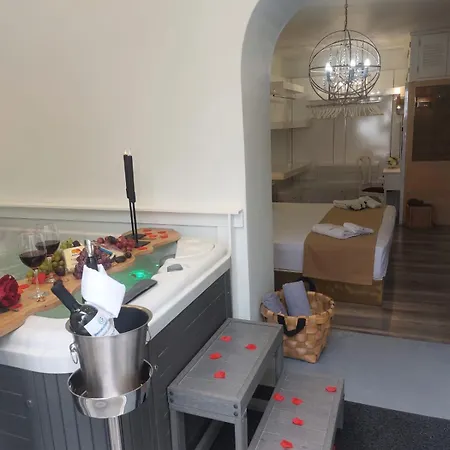 George's Point Of View Apartment Naousa (Paros)