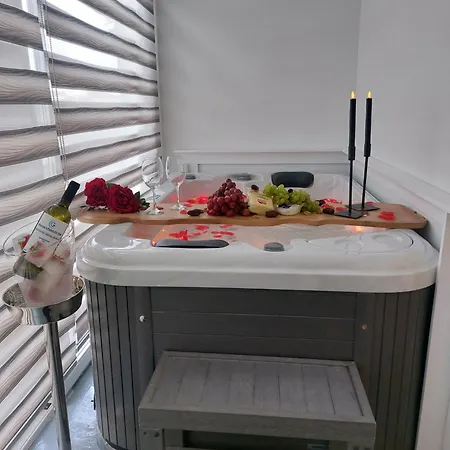 George's Point Of View Apartment Naousa (Paros)