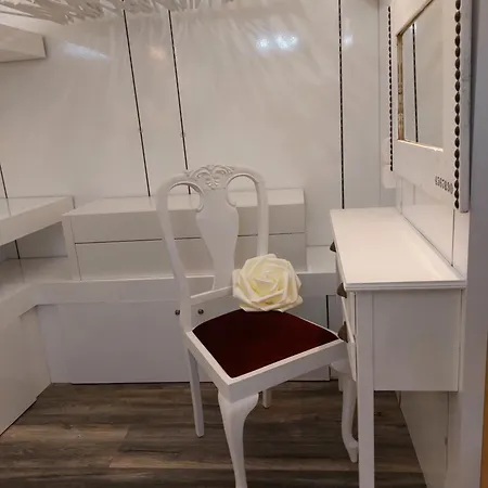 George's Point Of View Apartment Naousa (Paros)