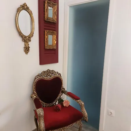 George's Point Of View Naousa (Paros)