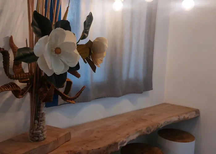 George's Point Of View * Νάουσα