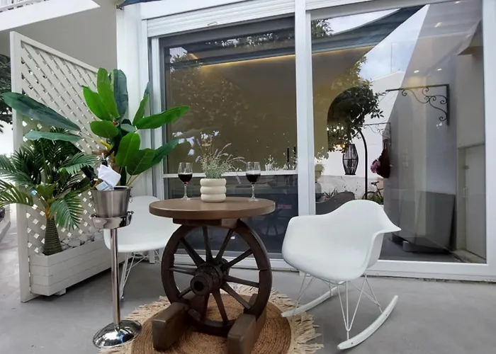 George's Point Of View Νάουσα